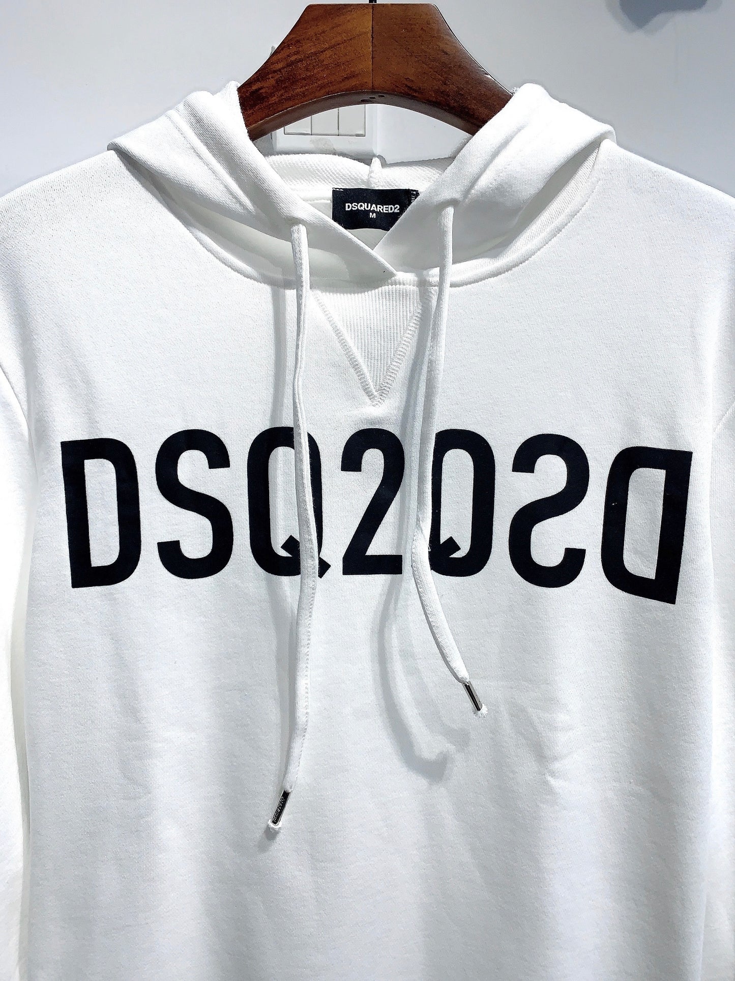 Dsquared2
