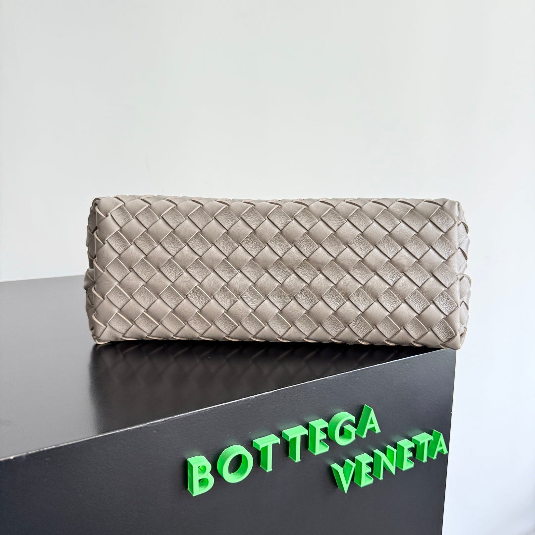 Bottega Veneta torbica