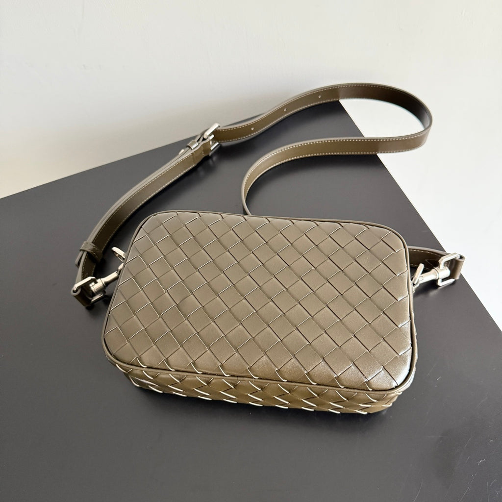 Bottega Veneta torbica
