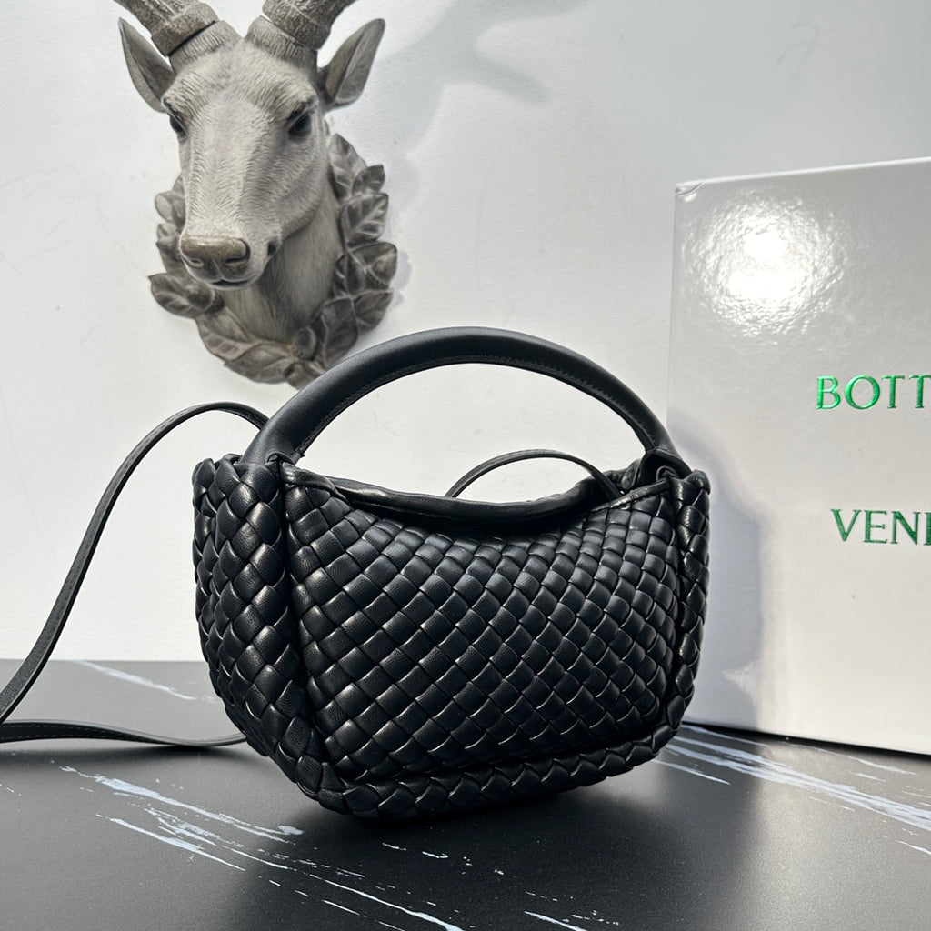 Bottega Veneta torbica