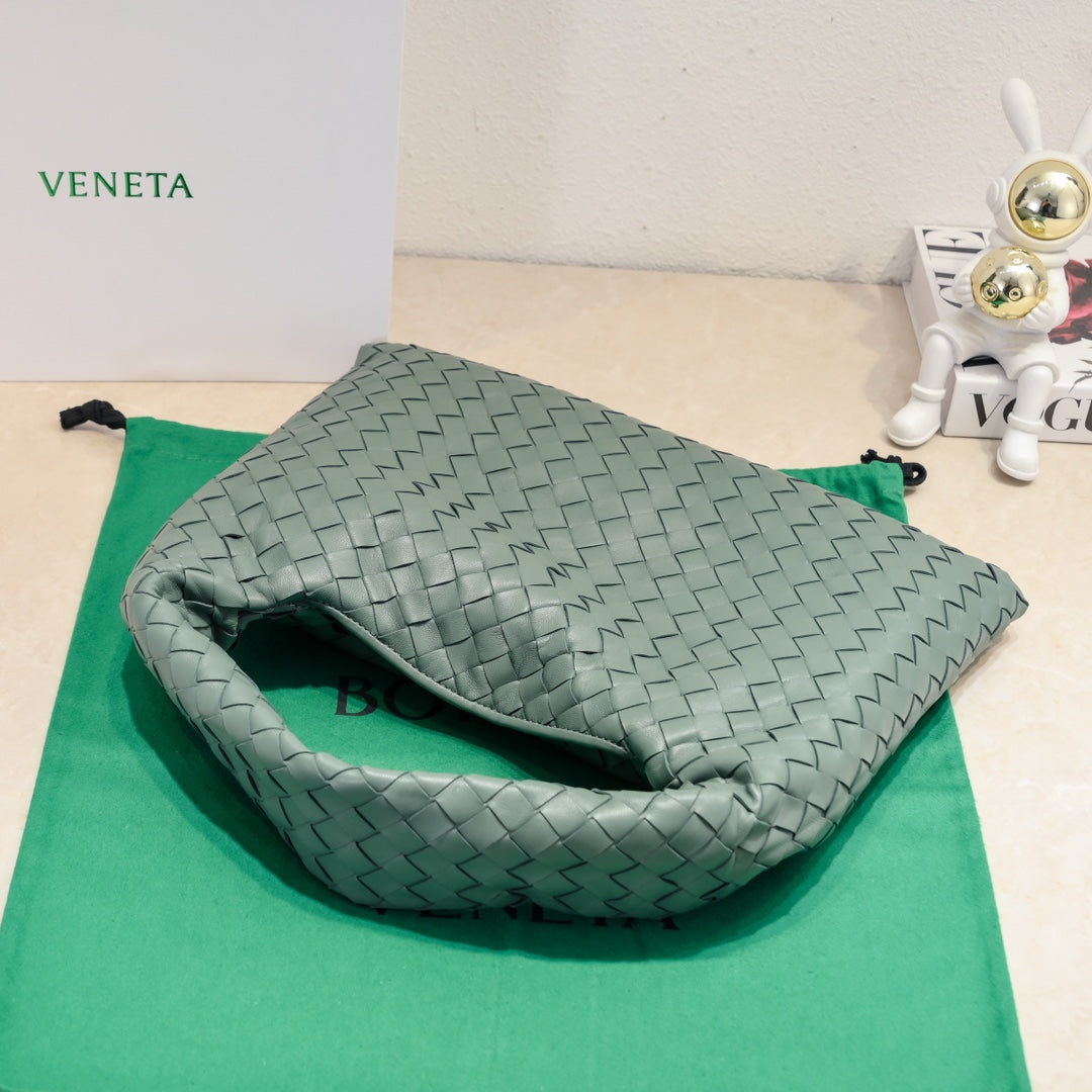 Bottega Veneta torbica