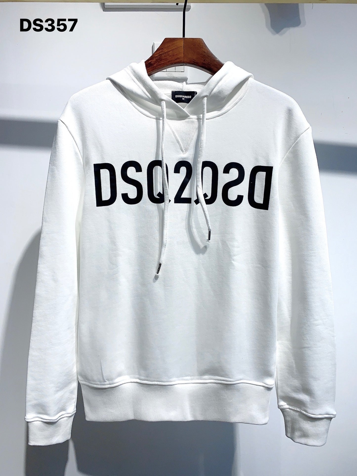 Dsquared2