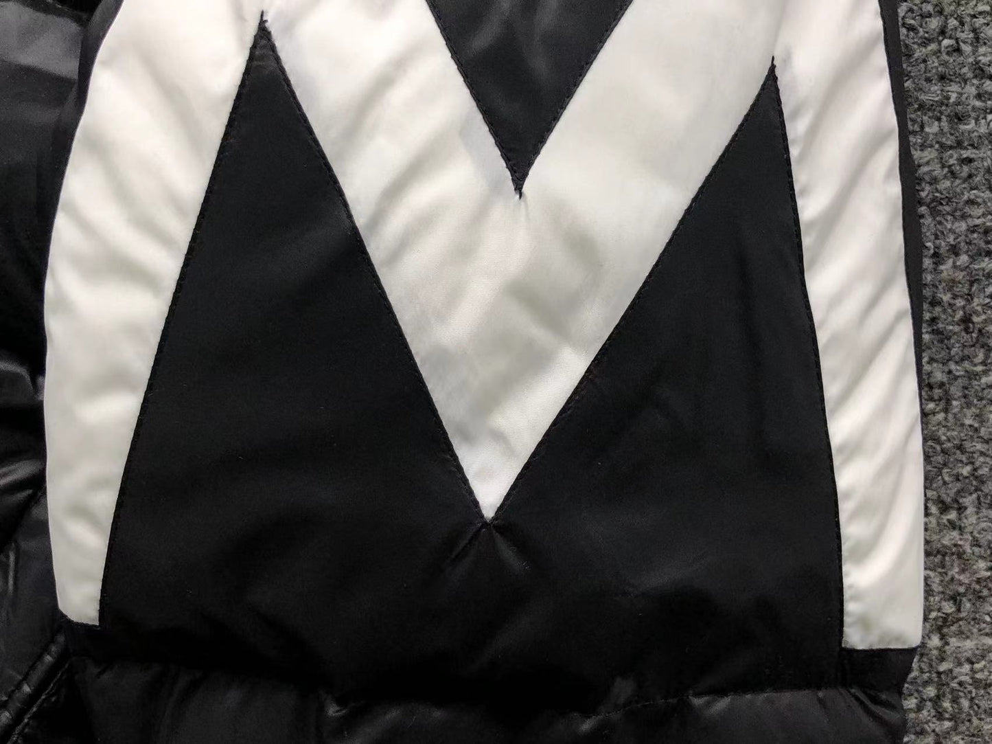 Moncler Jakna