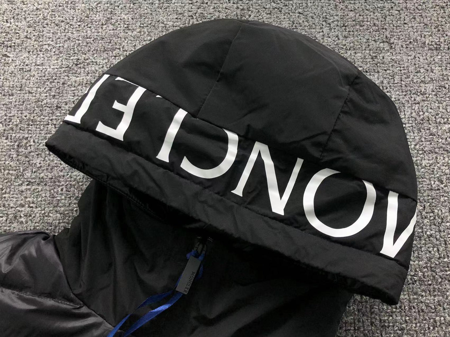 Moncler Jakna