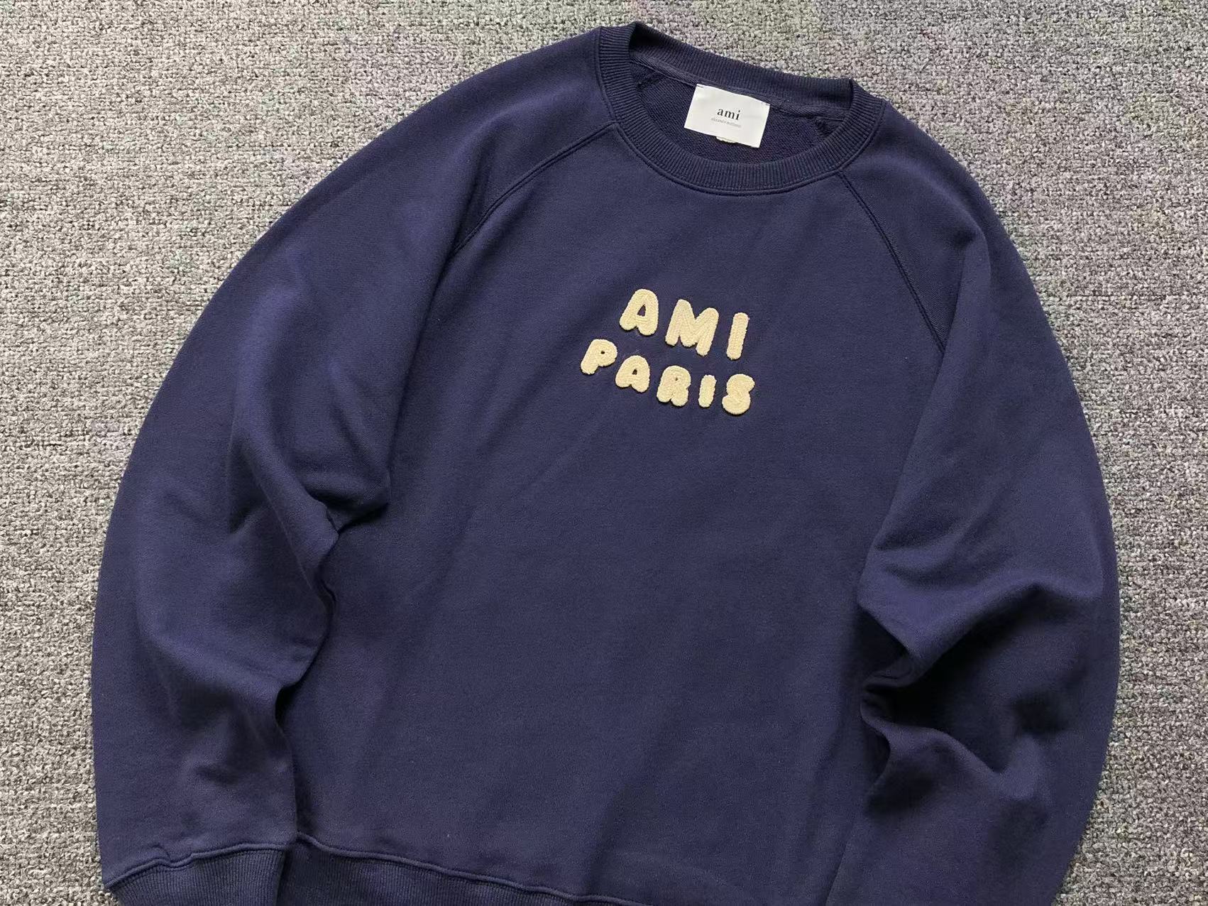 Ami Paris