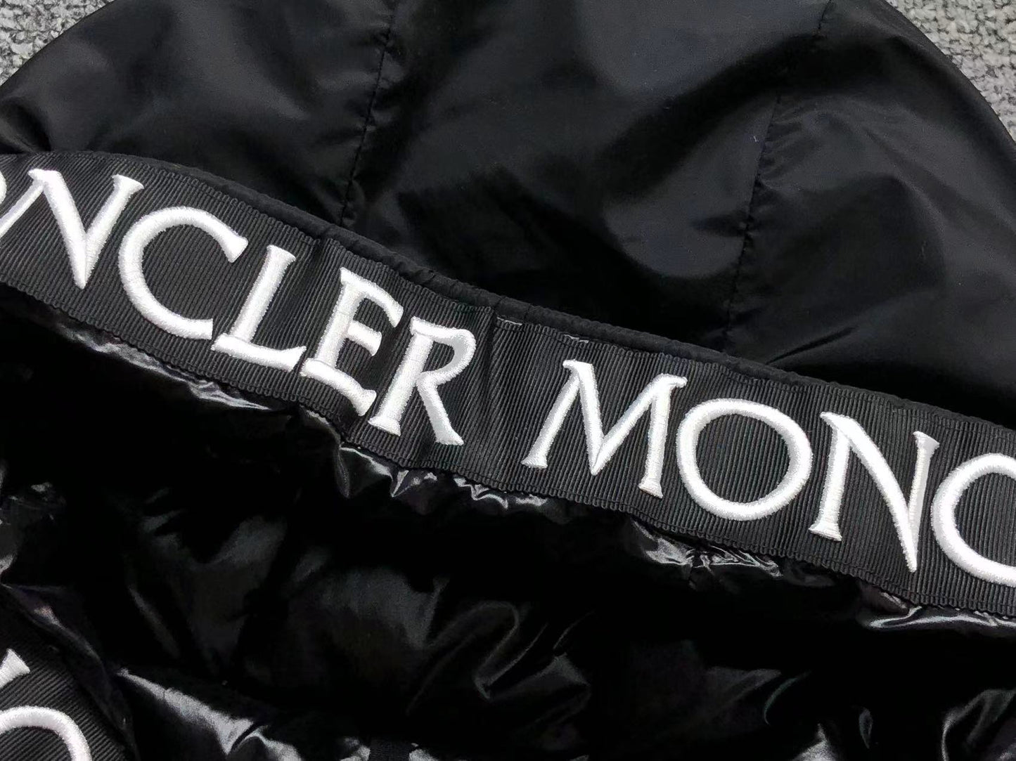 Moncler Jakna
