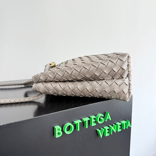 Bottega Veneta torbica